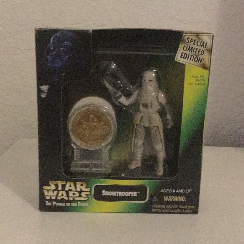 Star Wars Snow Trooper with Millennium Minted Coin